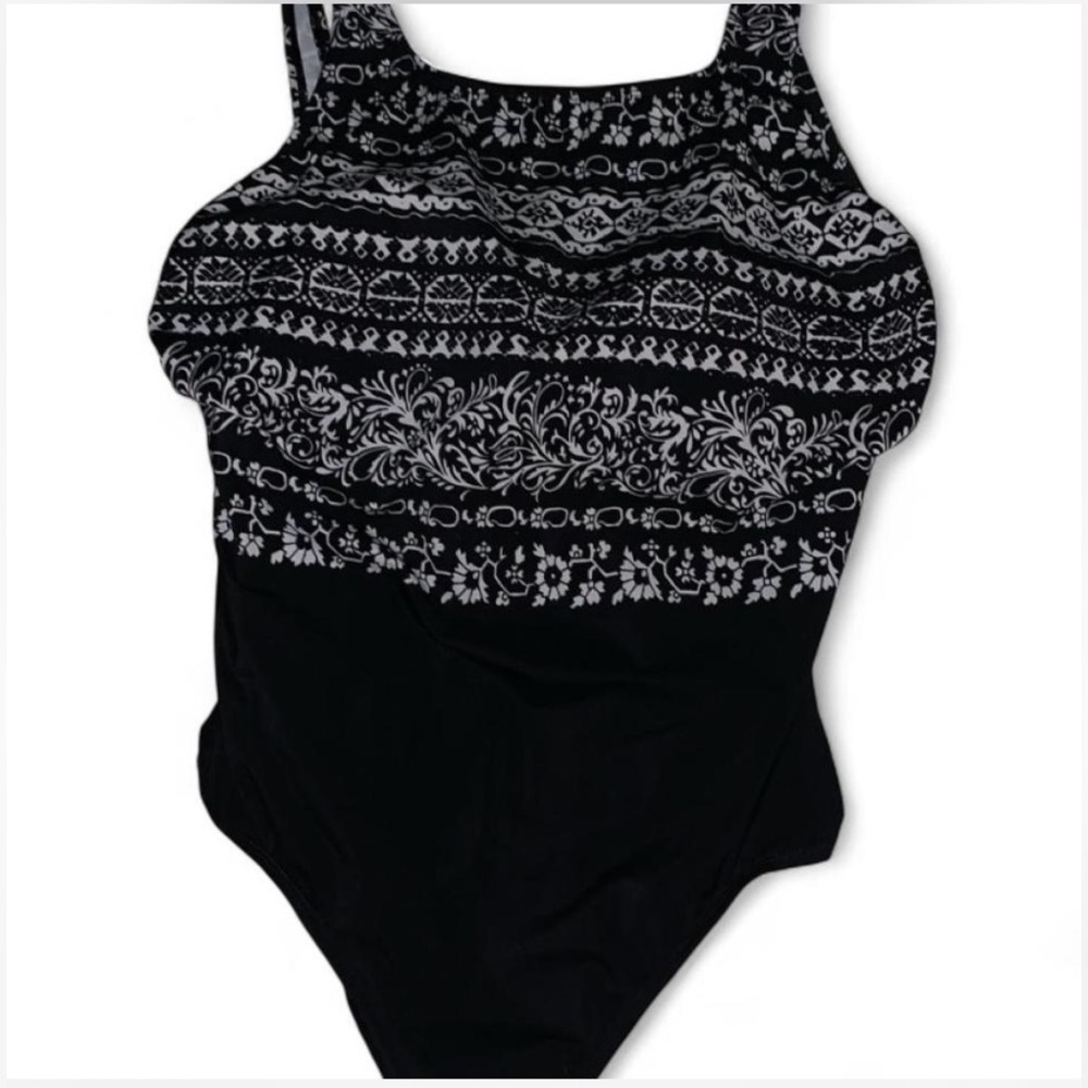 Women One Piece swimsuit black and white